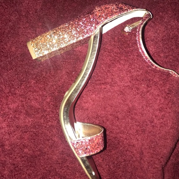 BRANDNEW Char Russe Ombré Sparkle Heels - Picture 3 of 3